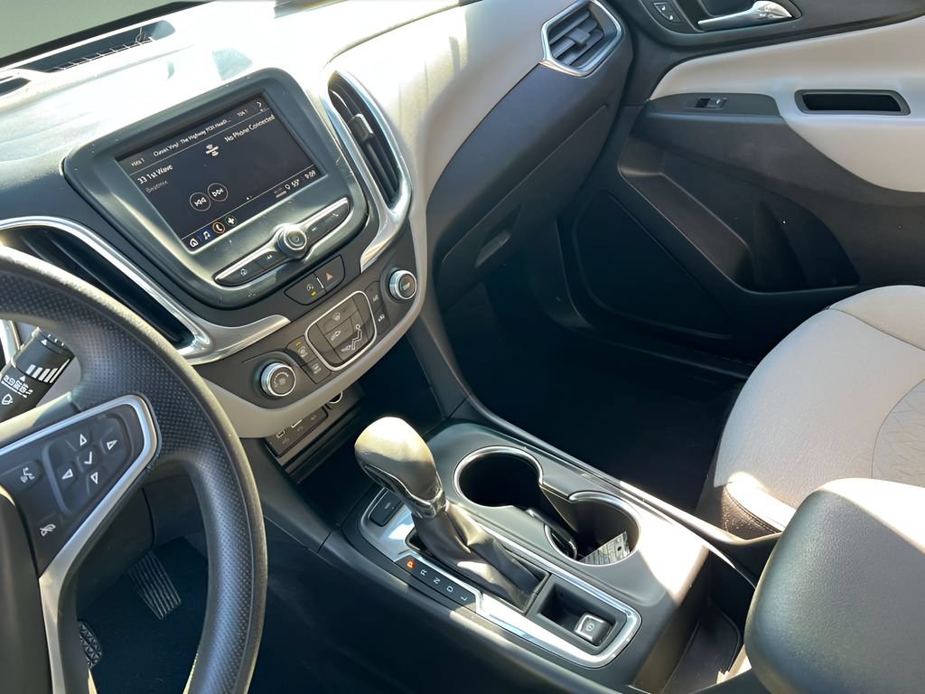 Used 2022 Chevrolet Equinox LS w/ LS Convenience Package AWD/4WD image 20
