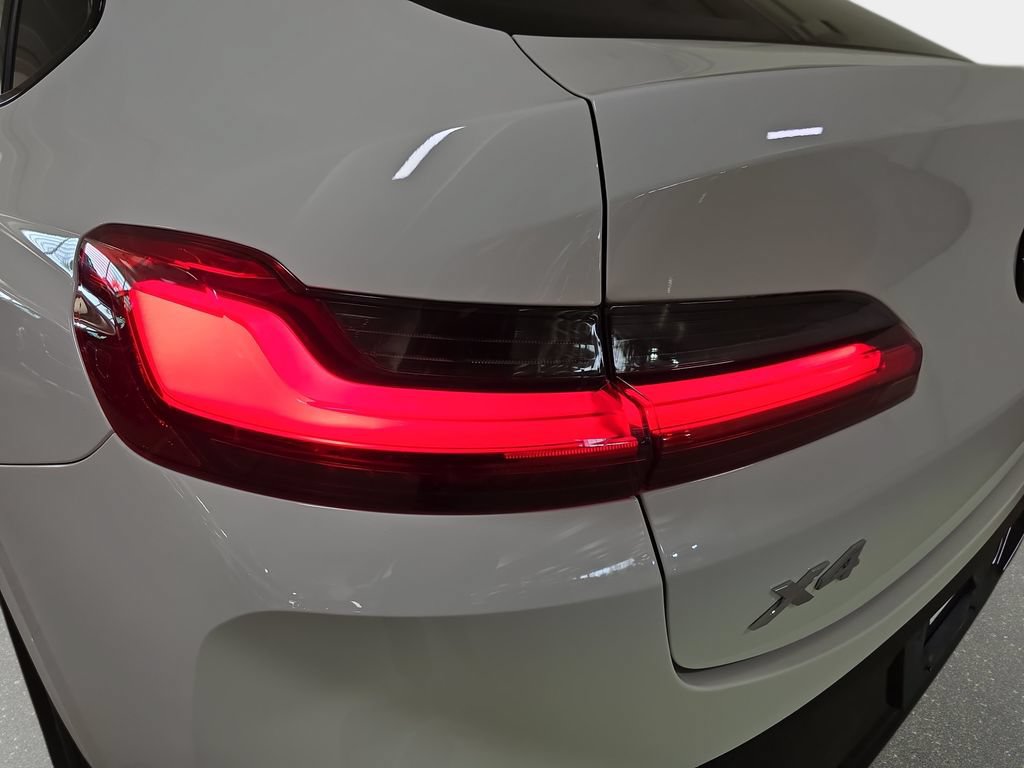 Used 2024 BMW X4 xDrive30i w/ Premium Package AWD/4WD image 30