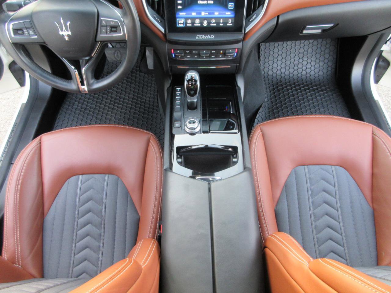 Used 2017 Maserati Ghibli S Q4 image 18