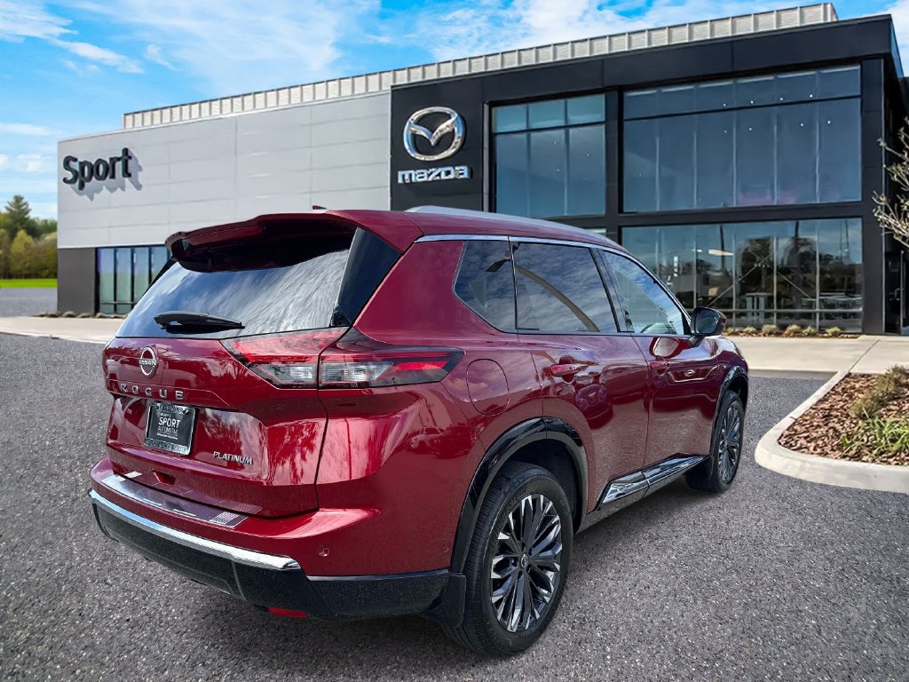 Used 2024 Nissan Rogue Platinum FWD image 3