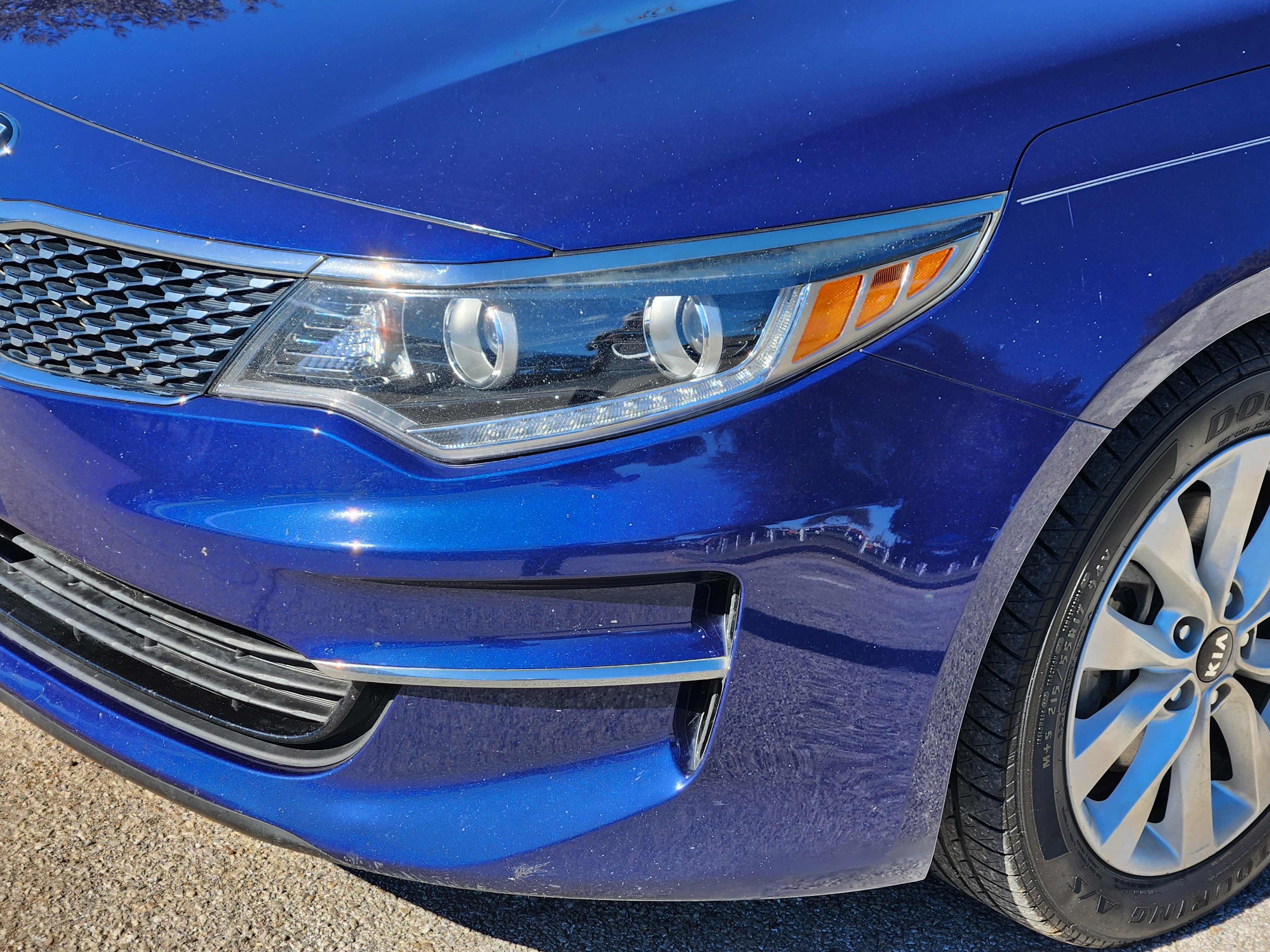 Used 2016 Kia Optima EX w/ Premium Package image 9