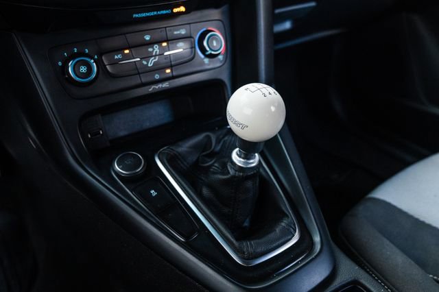Used 2018 Ford Focus ST image 10
