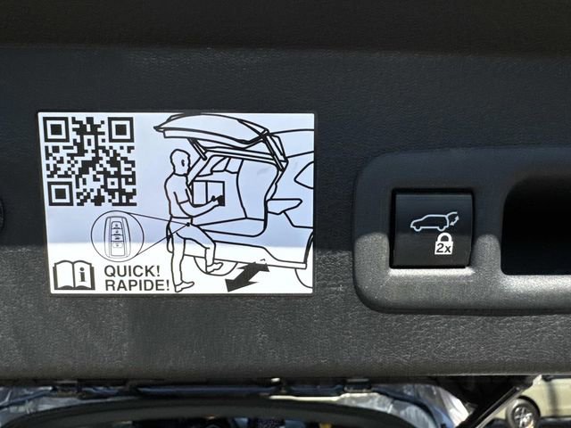 Used 2021 Toyota Sienna Platinum image 14