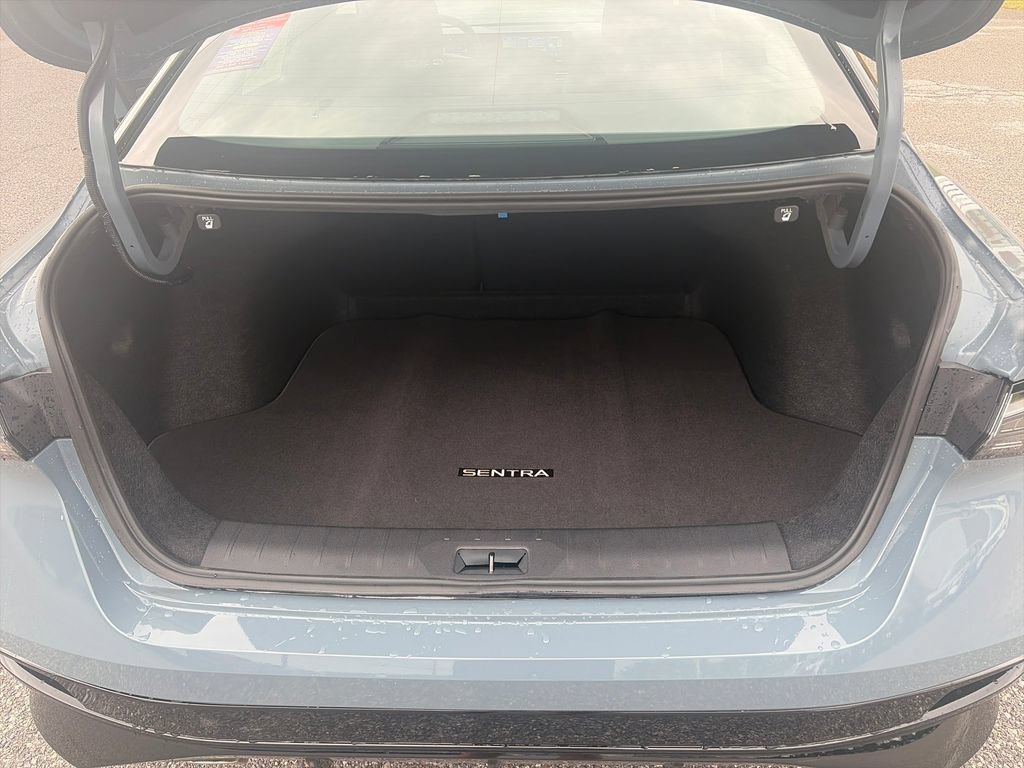 New 2026 Nissan Sentra SR w/ SR All Weather Package FWD image 22