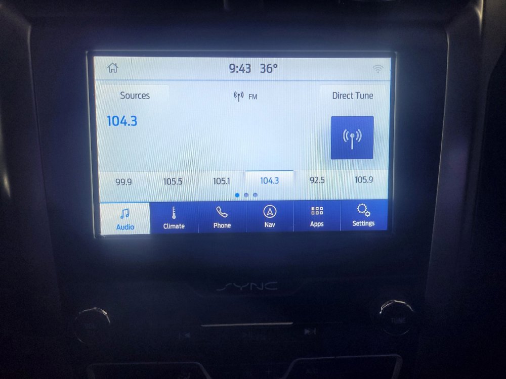 Used 2020 Ford Fusion SE image 25