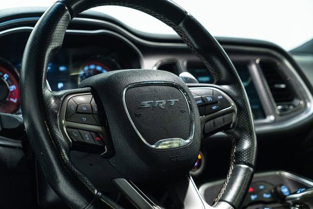 Used 2015 Dodge Challenger SRT Hellcat image 22