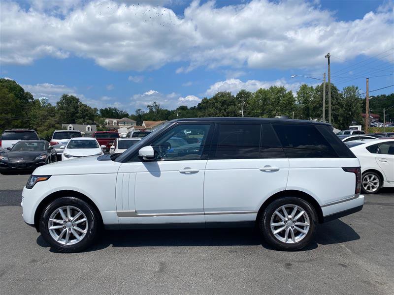 Used 2017 Land Rover Range Rover image 2