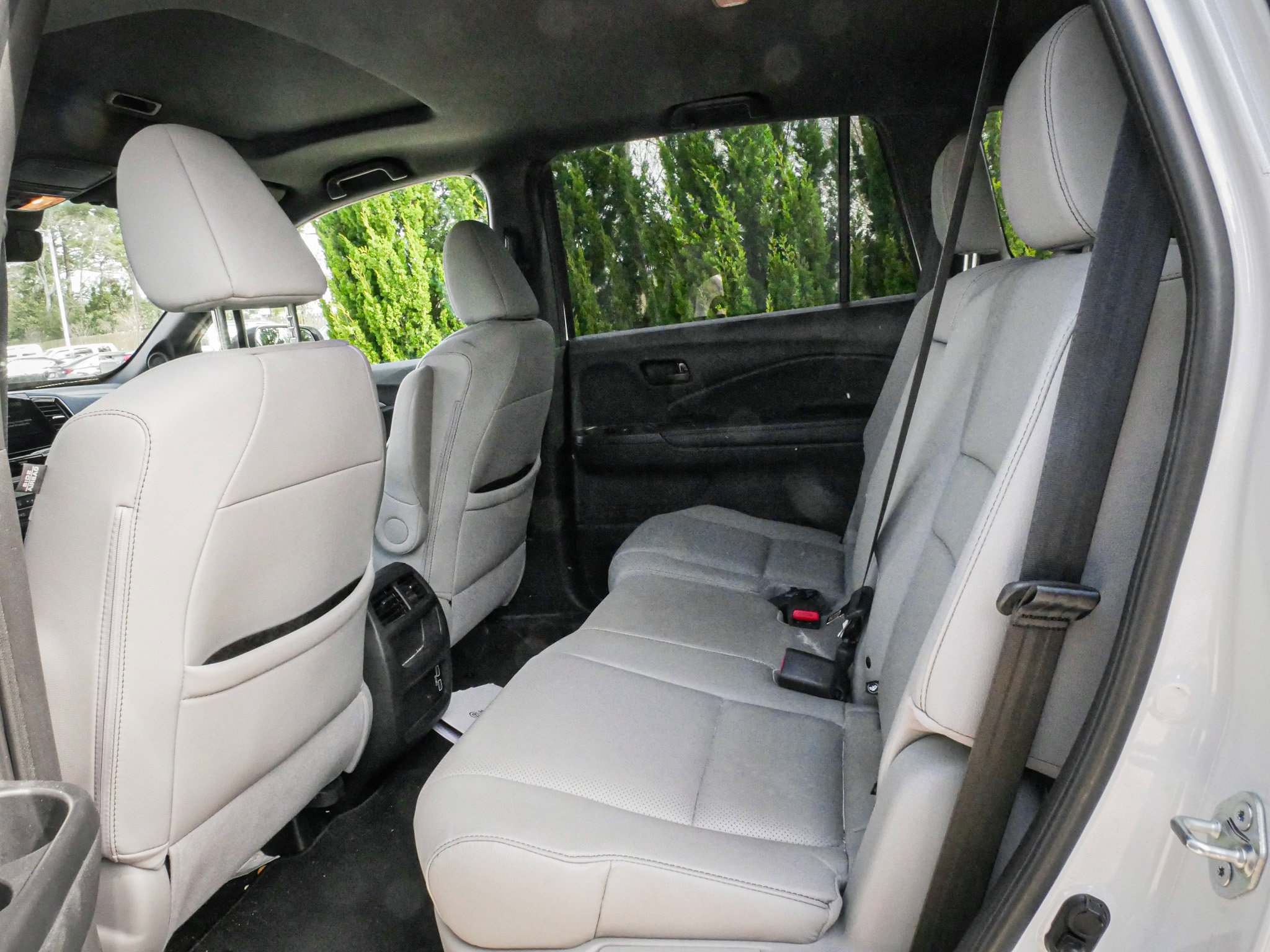 Used 2023 Honda Passport EX-L image 8