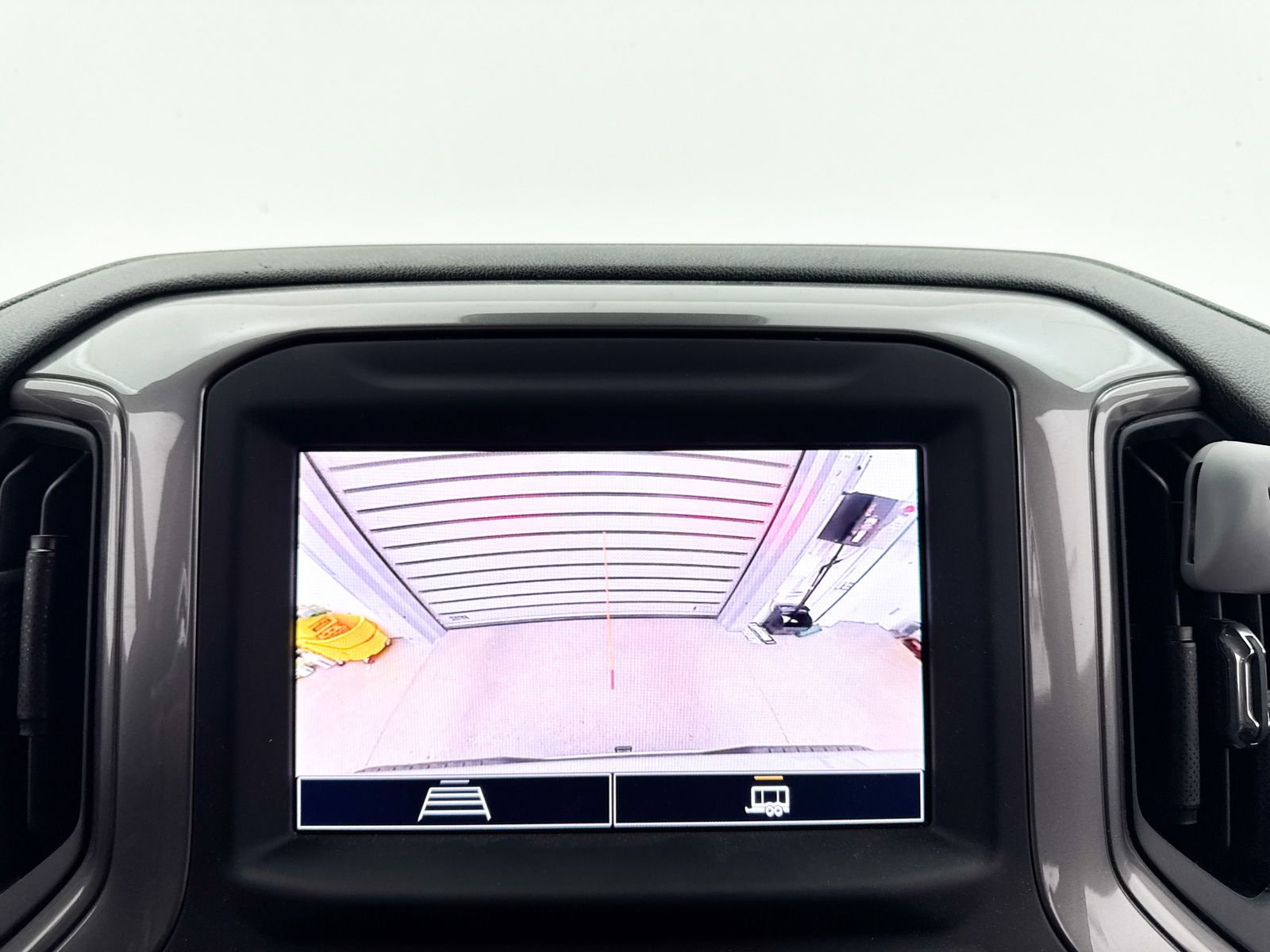 Used 2022 Chevrolet Silverado 1500 Custom image 20