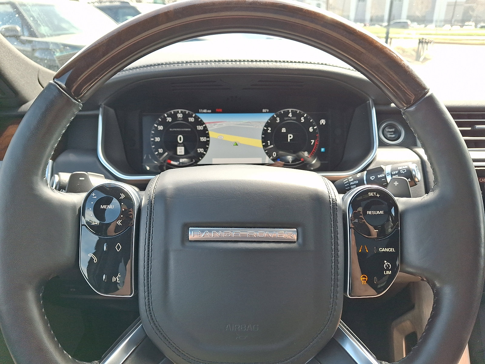 Used 2018 Land Rover Range Rover Long Wheelbase Supercharged image 19