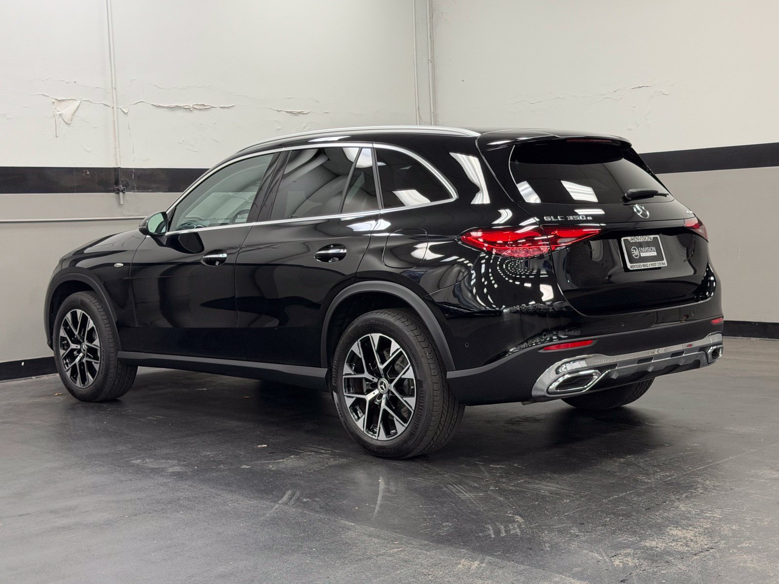 Used 2025 Mercedes-Benz GLC 350e 4MATIC image 9