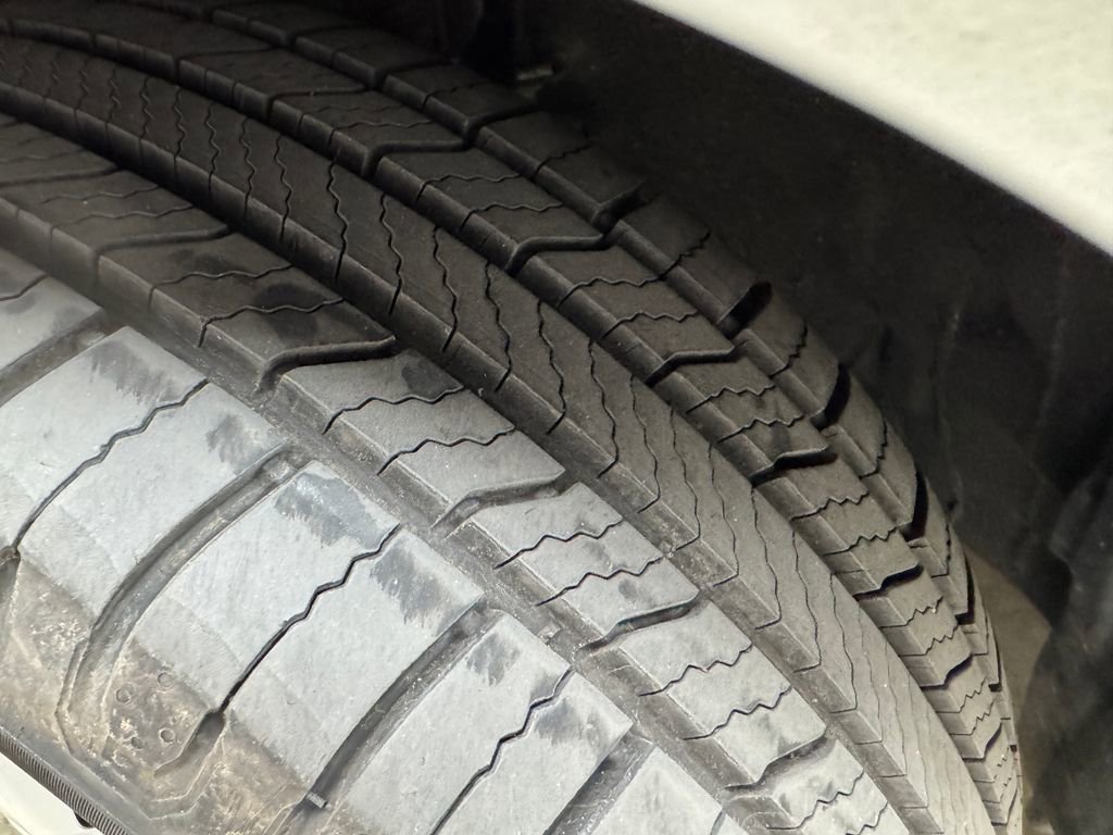 Used 2016 Toyota Corolla LE image 29