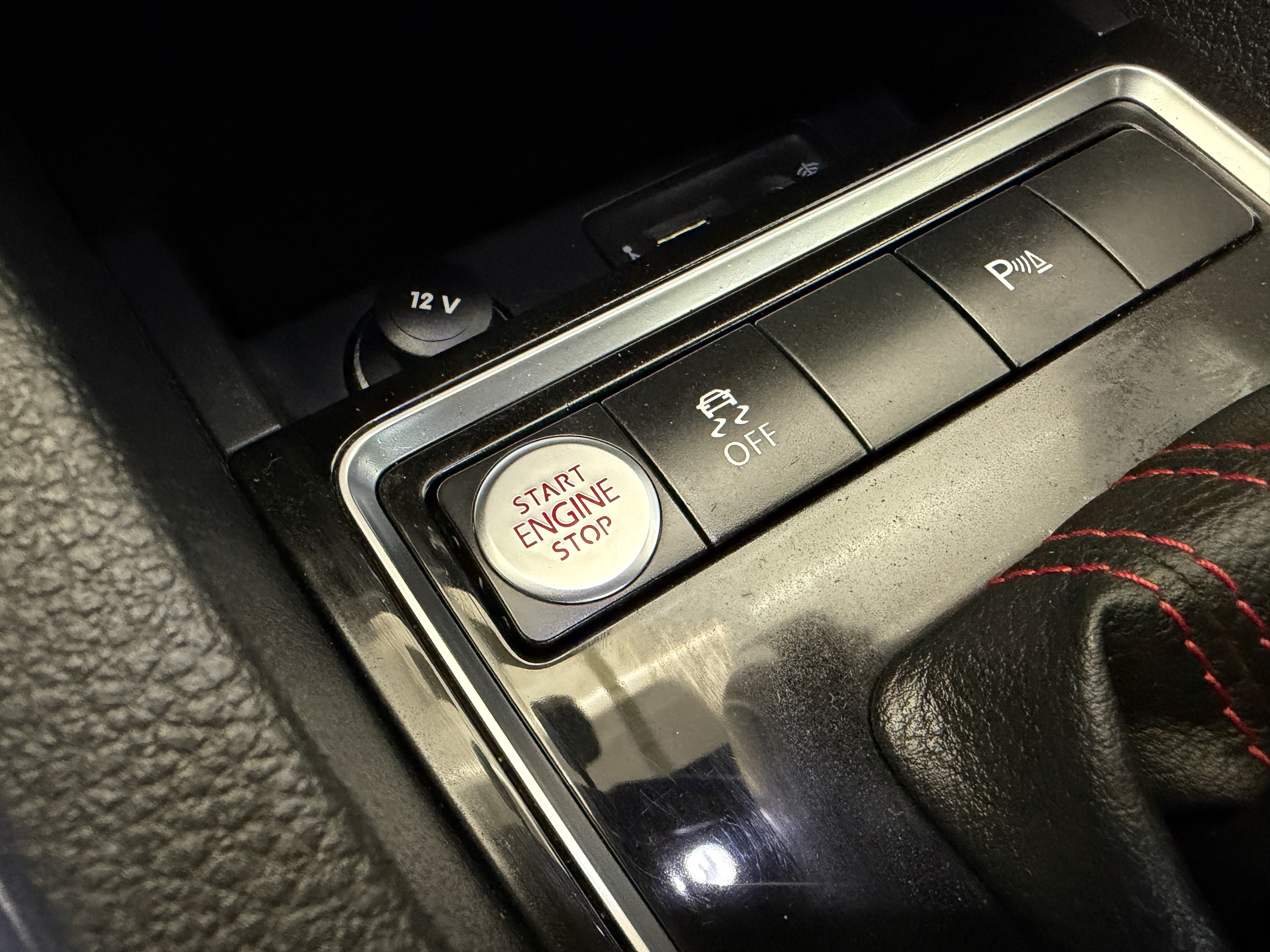 Used 2016 Volkswagen Jetta GLI SEL FWD image 23