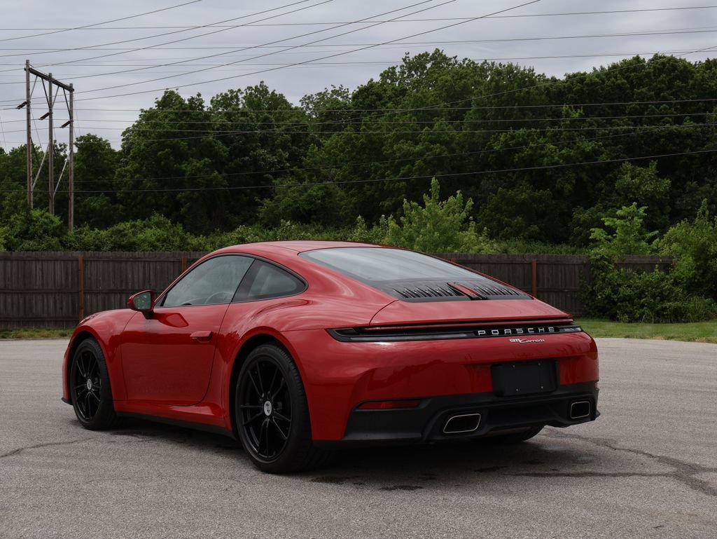 Certified 2025 Porsche 911 Carrera RWD image 3
