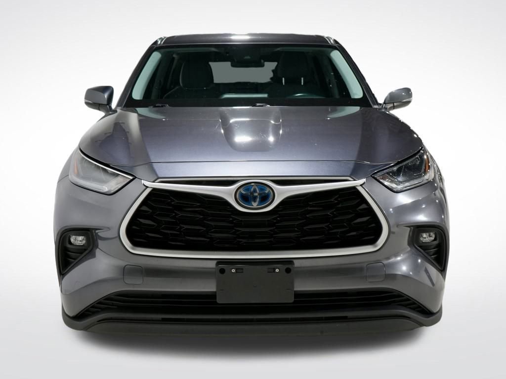 Used 2021 Toyota Highlander LE image 11