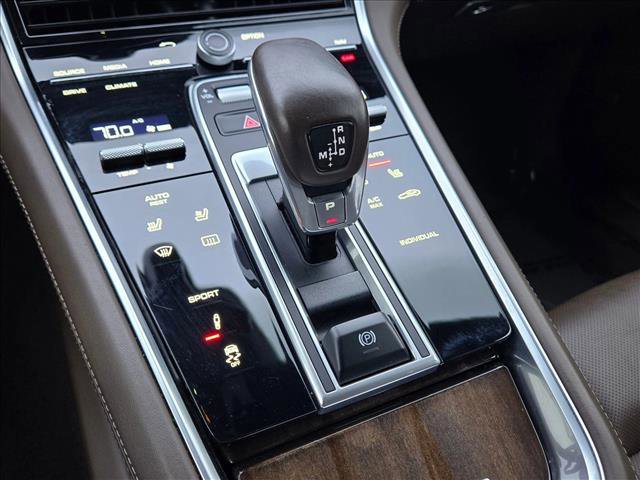 Used 2017 Porsche Panamera Turbo image 12