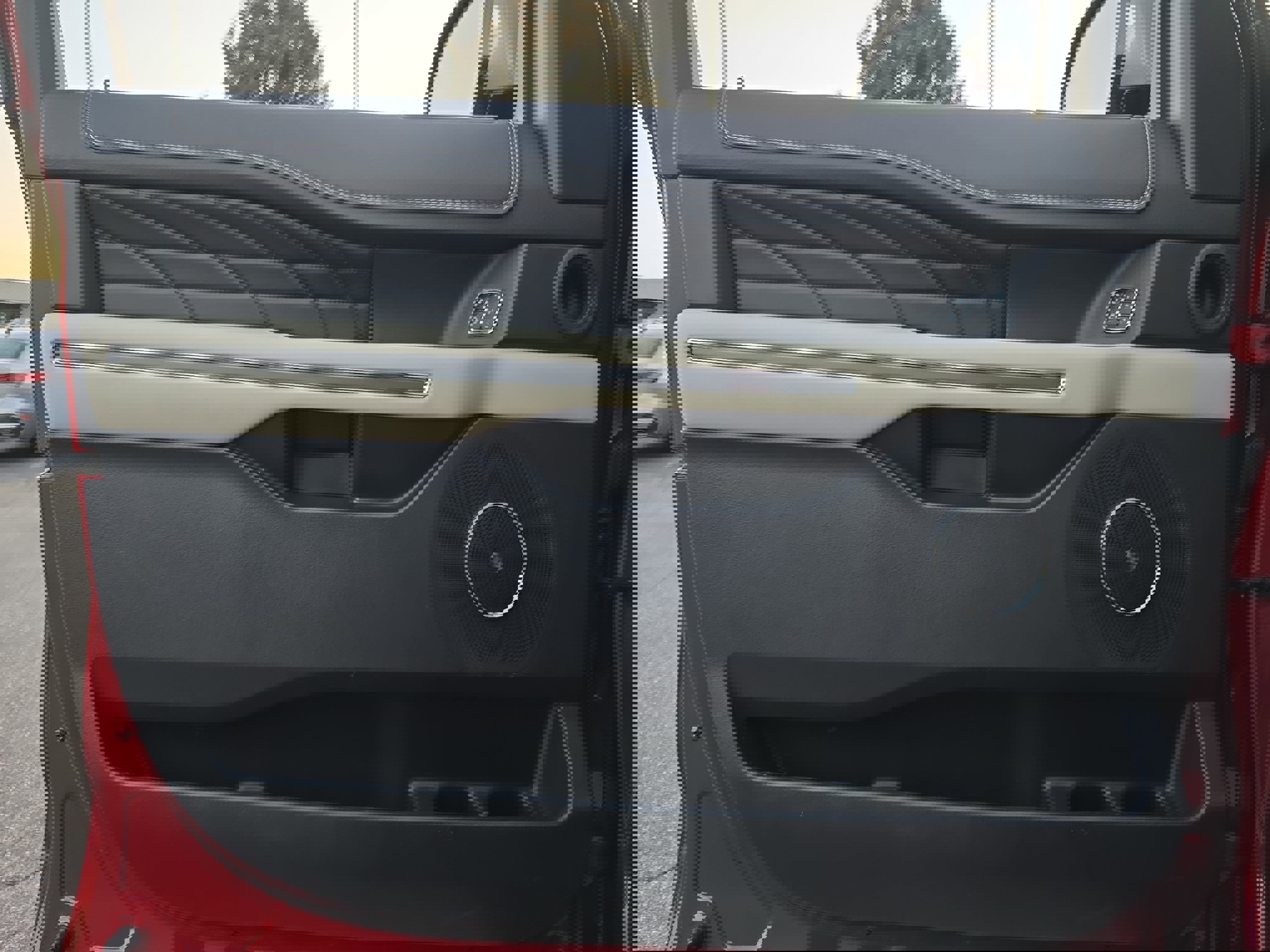 Used 2019 Ford Expedition Platinum image 31