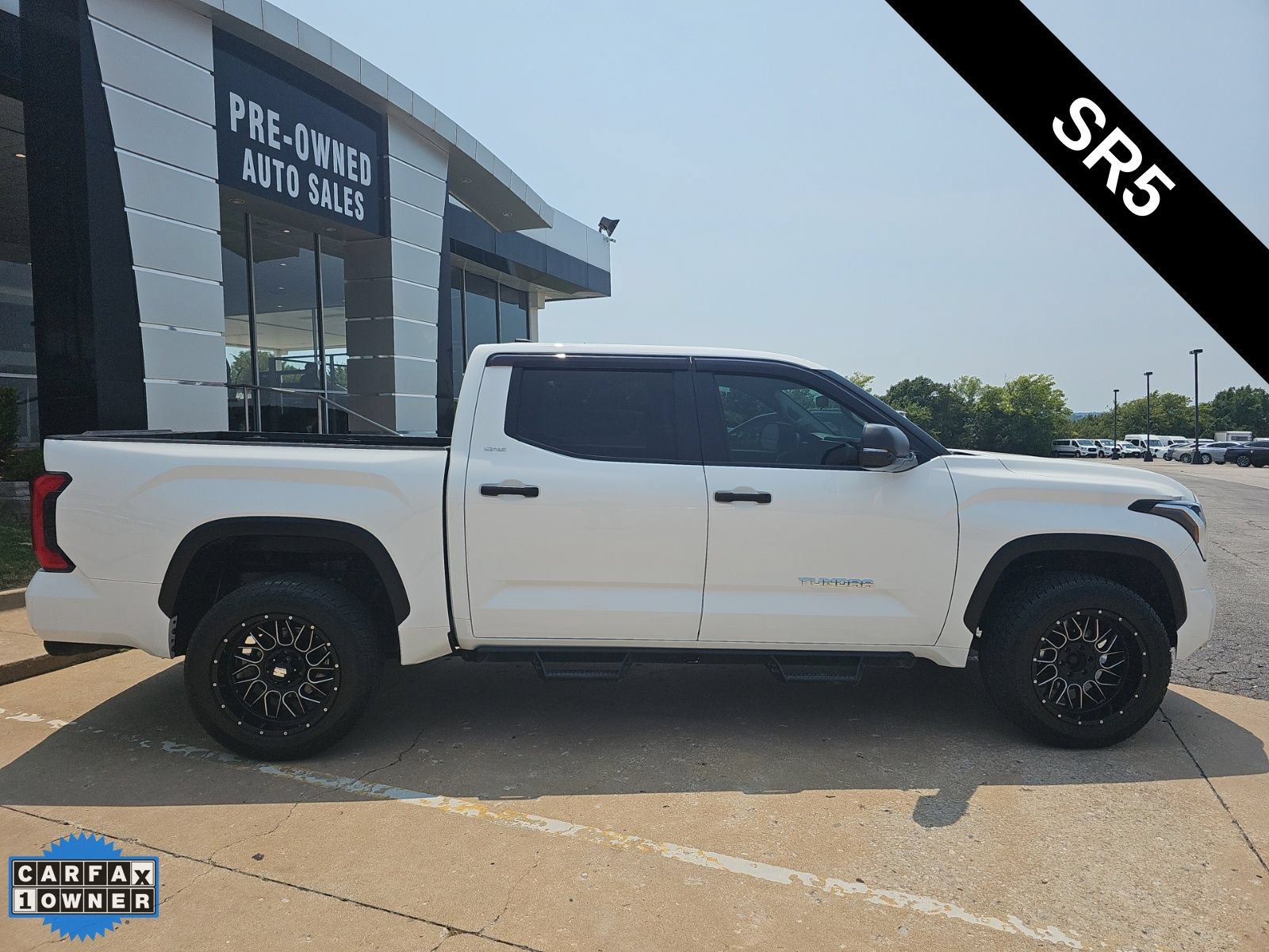 Used 2024 Toyota Tundra SR5 w/ SR5 Convenience Package AWD/4WD image 2