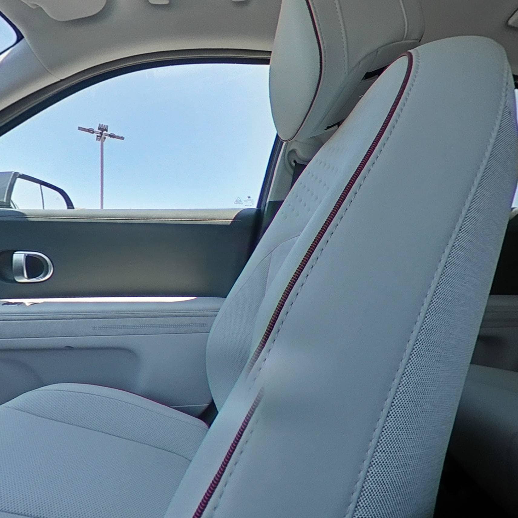 Certified 2022 Hyundai Ioniq 5 Limited AWD/4WD image 32