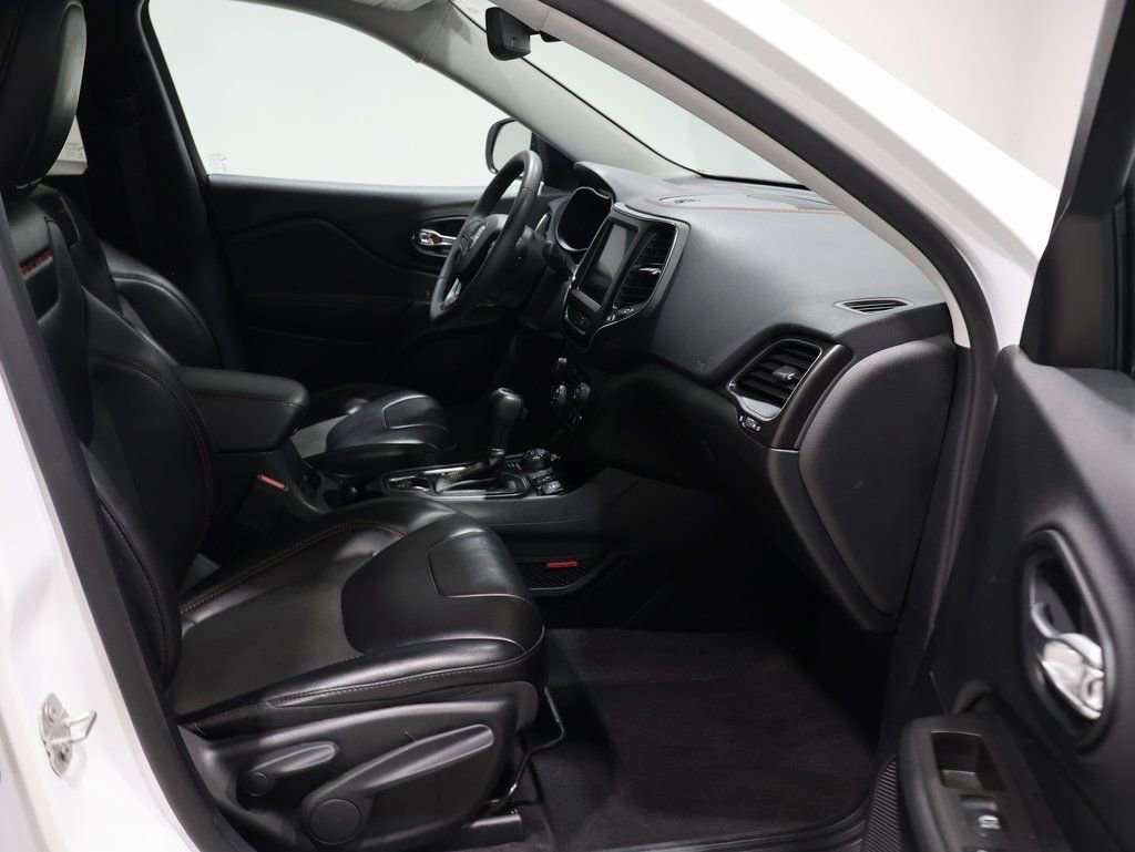 Certified 2022 Jeep Cherokee Trailhawk w/ Sound & Nav Group image 28