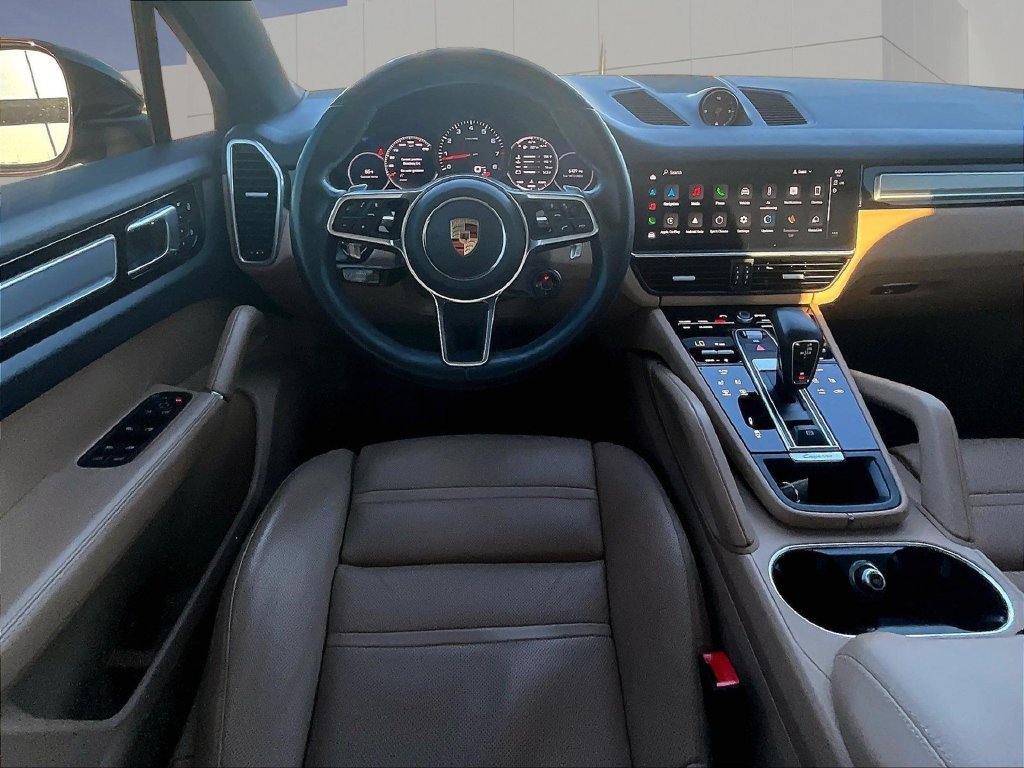 Used 2022 Porsche Cayenne Platinum Edition AWD/4WD image 13
