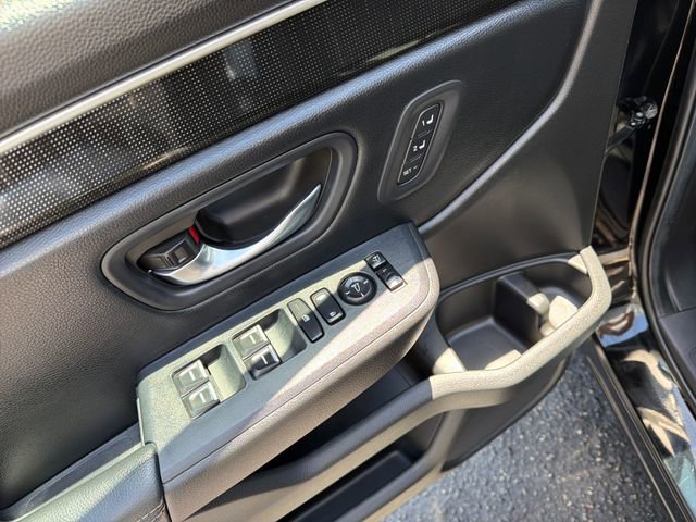 Used 2023 Honda Pilot Elite image 13
