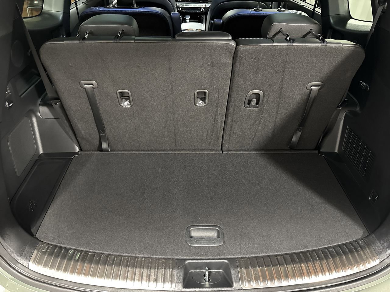 Used 2025 Kia Telluride SX Prestige X-Line image 32