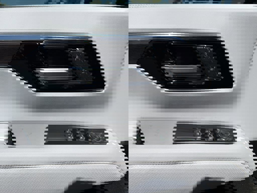 New 2025 Chevrolet Tahoe Premier image 9