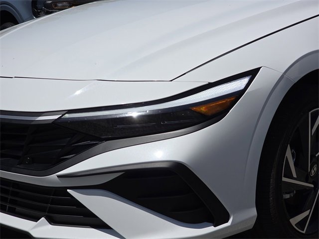 New 2025 Hyundai Elantra SEL w/ Cargo Package image 6