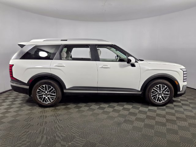Used 2026 Hyundai Palisade SEL FWD image 11