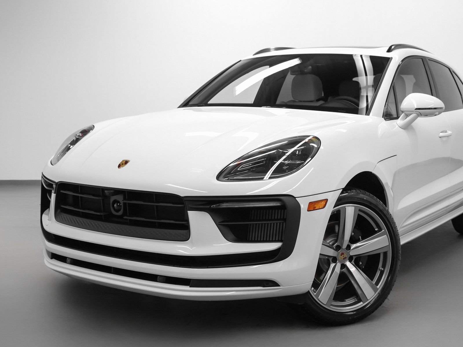 New 2026 Porsche Macan S image 7