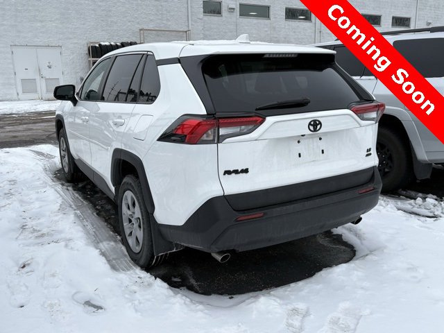 Used 2023 Toyota RAV4 LE image 4