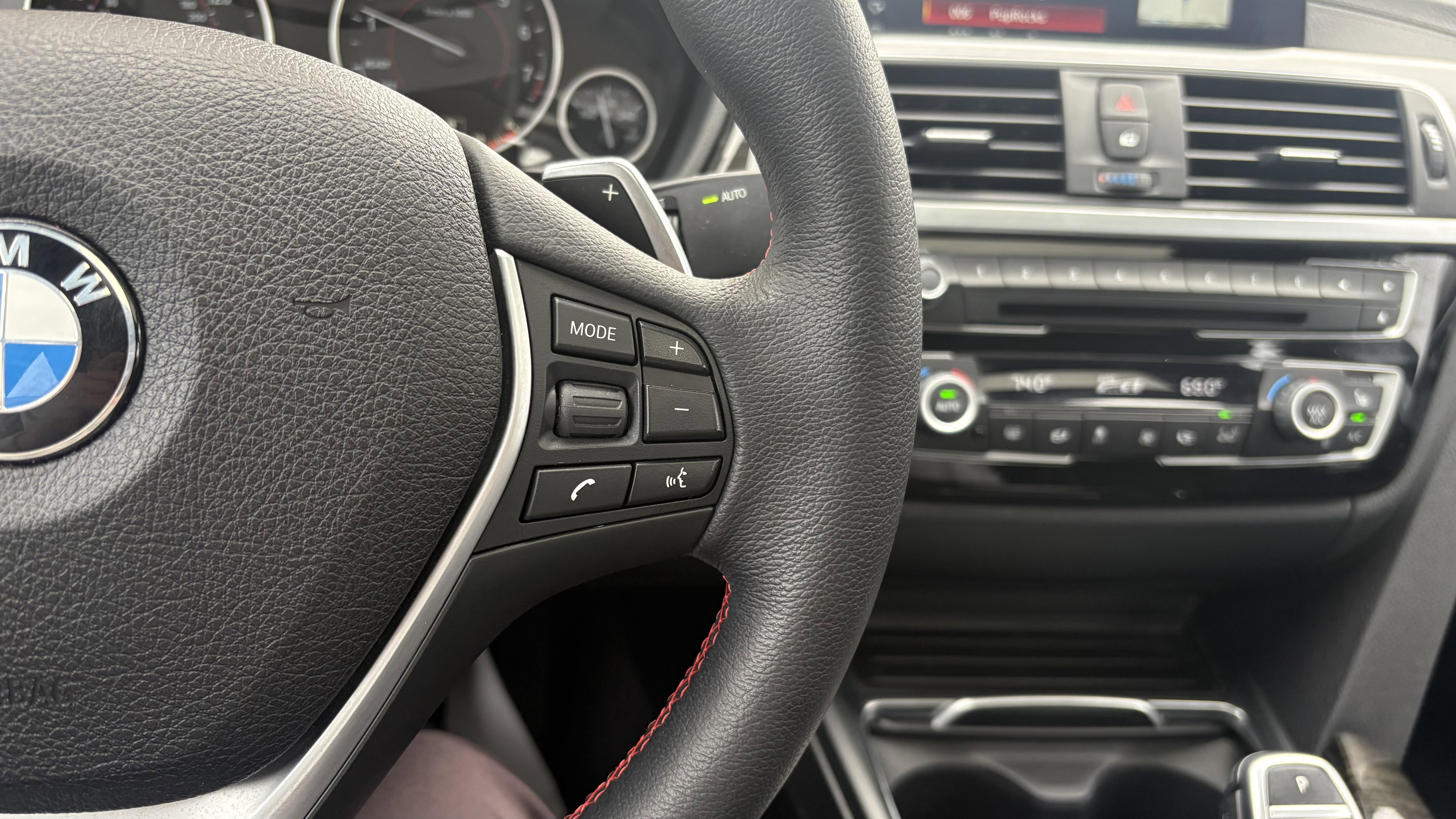 Used 2018 BMW 330i xDrive Sedan image 21