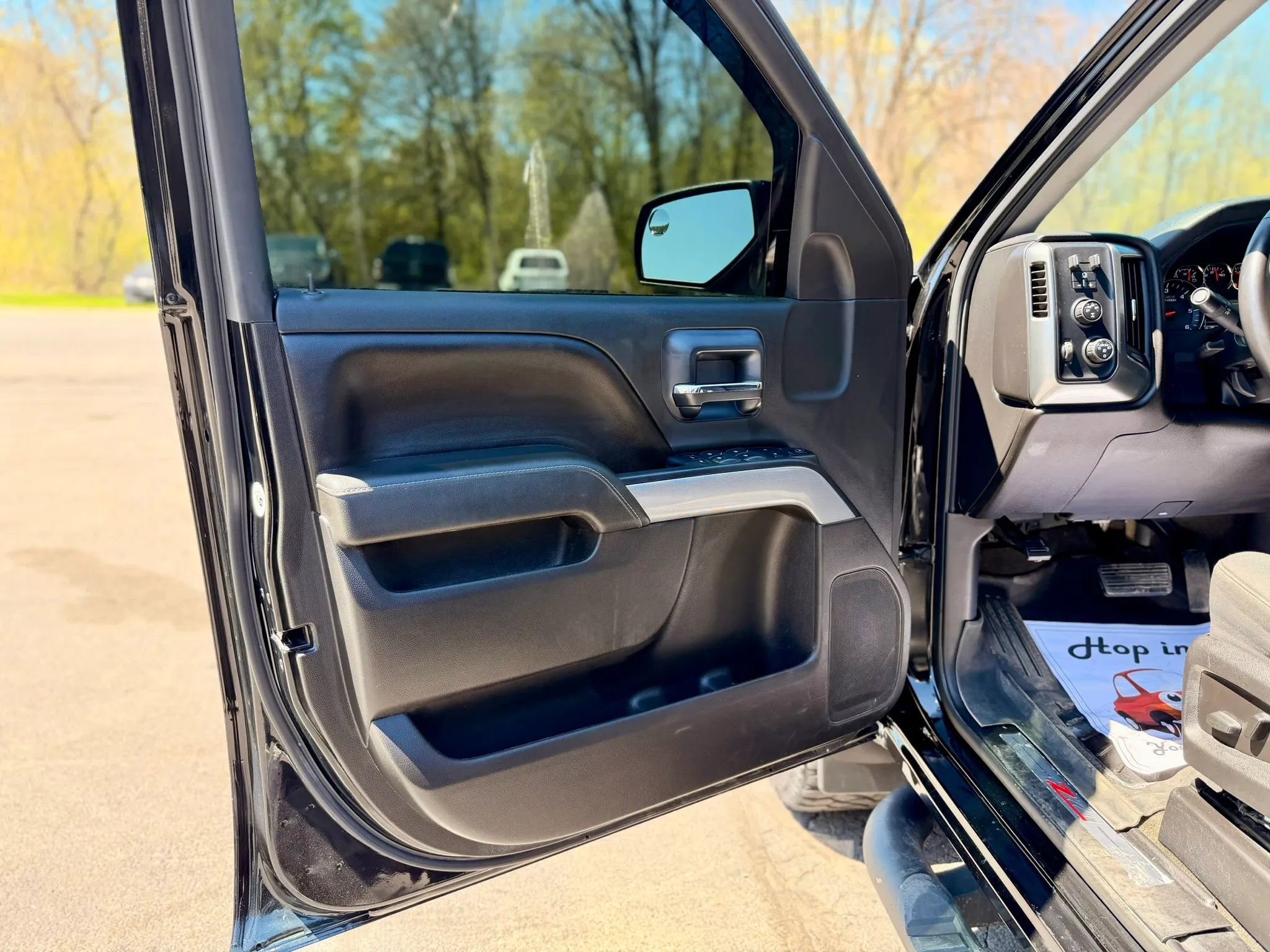 Used 2016 Chevrolet Silverado 1500 LT w/ All Star Edition AWD/4WD image 19