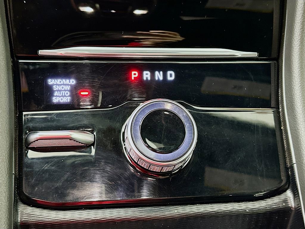 Certified 2024 Jeep Grand Cherokee Limited image 26