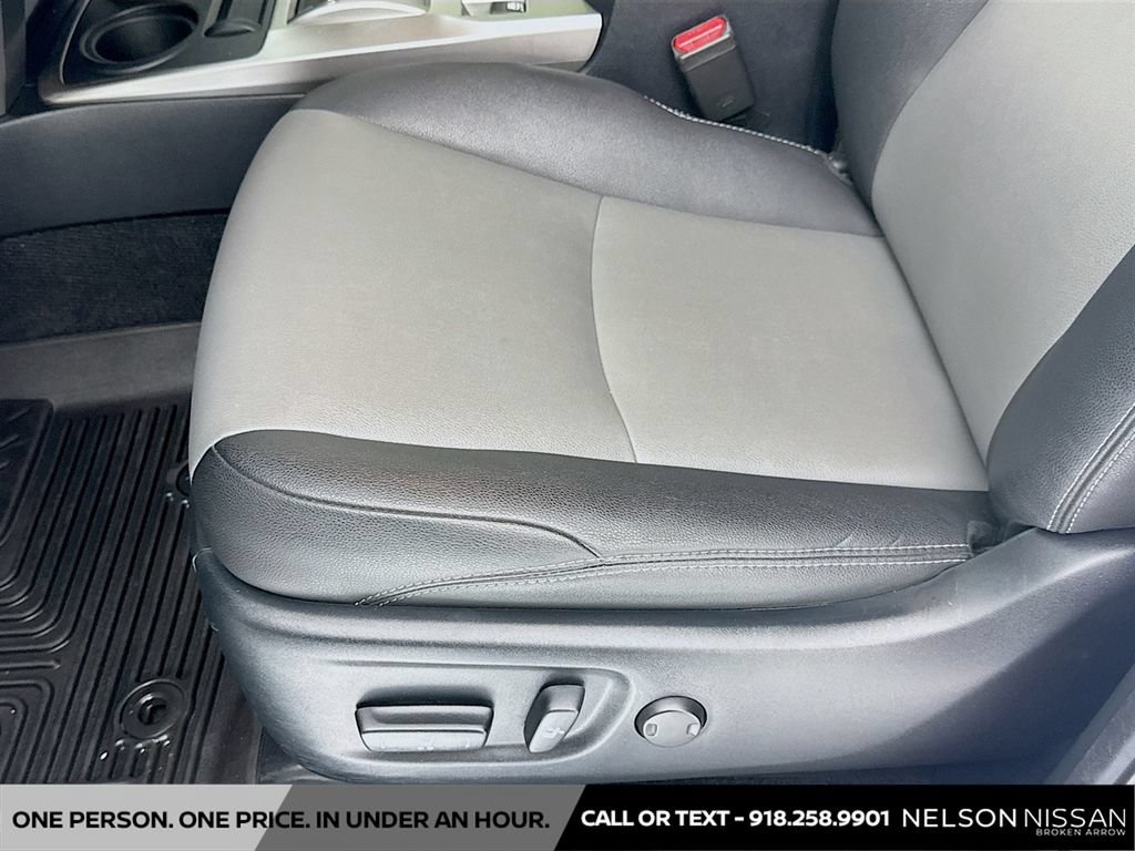 Used 2020 Toyota 4Runner SR5 Premium AWD/4WD image 19