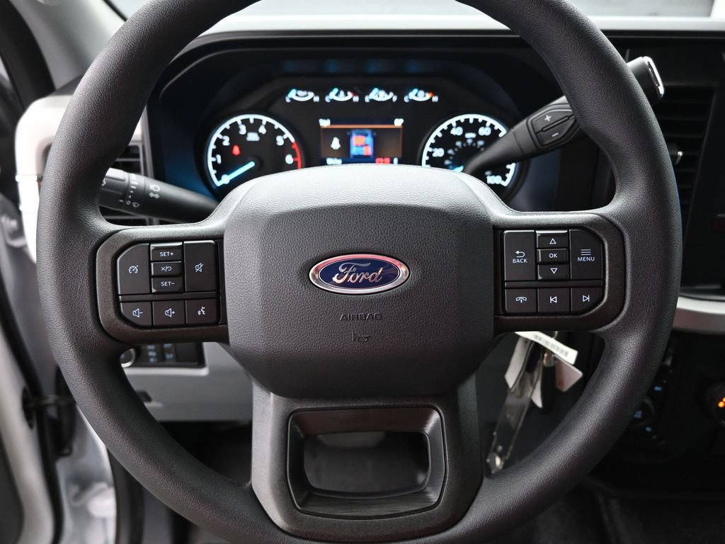 New 2026 Ford F350 XL w/ FX4 Off-Road Package AWD/4WD image 12