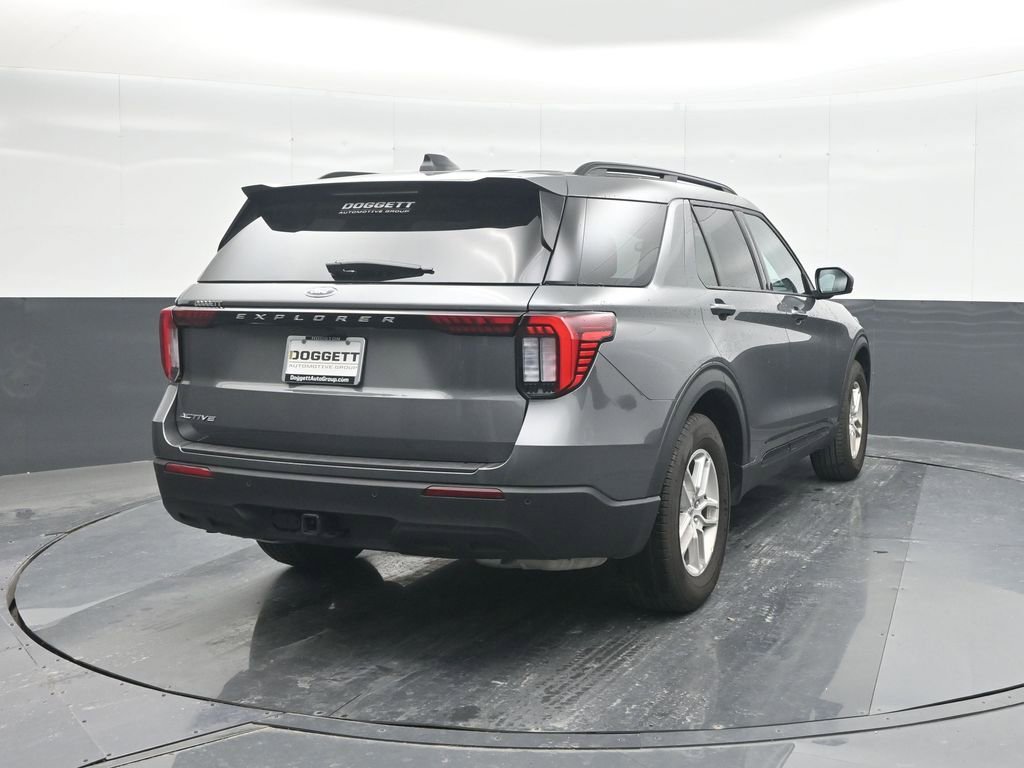 New 2026 Ford Explorer Active image 24