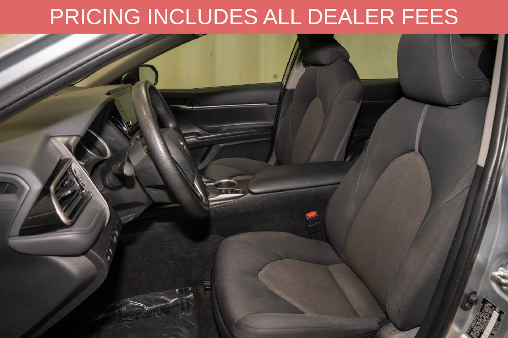 Used 2022 Toyota Camry LE FWD image 9