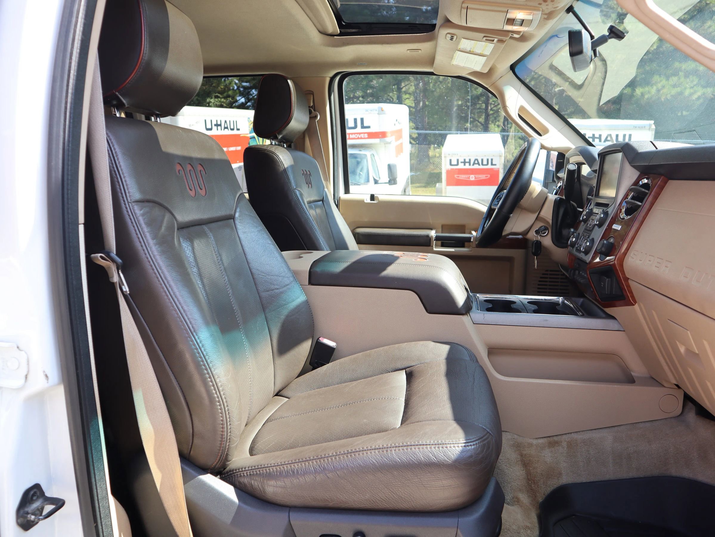 Used 2015 Ford F350 King Ranch w/ King Ranch w/Chrome Package image 33