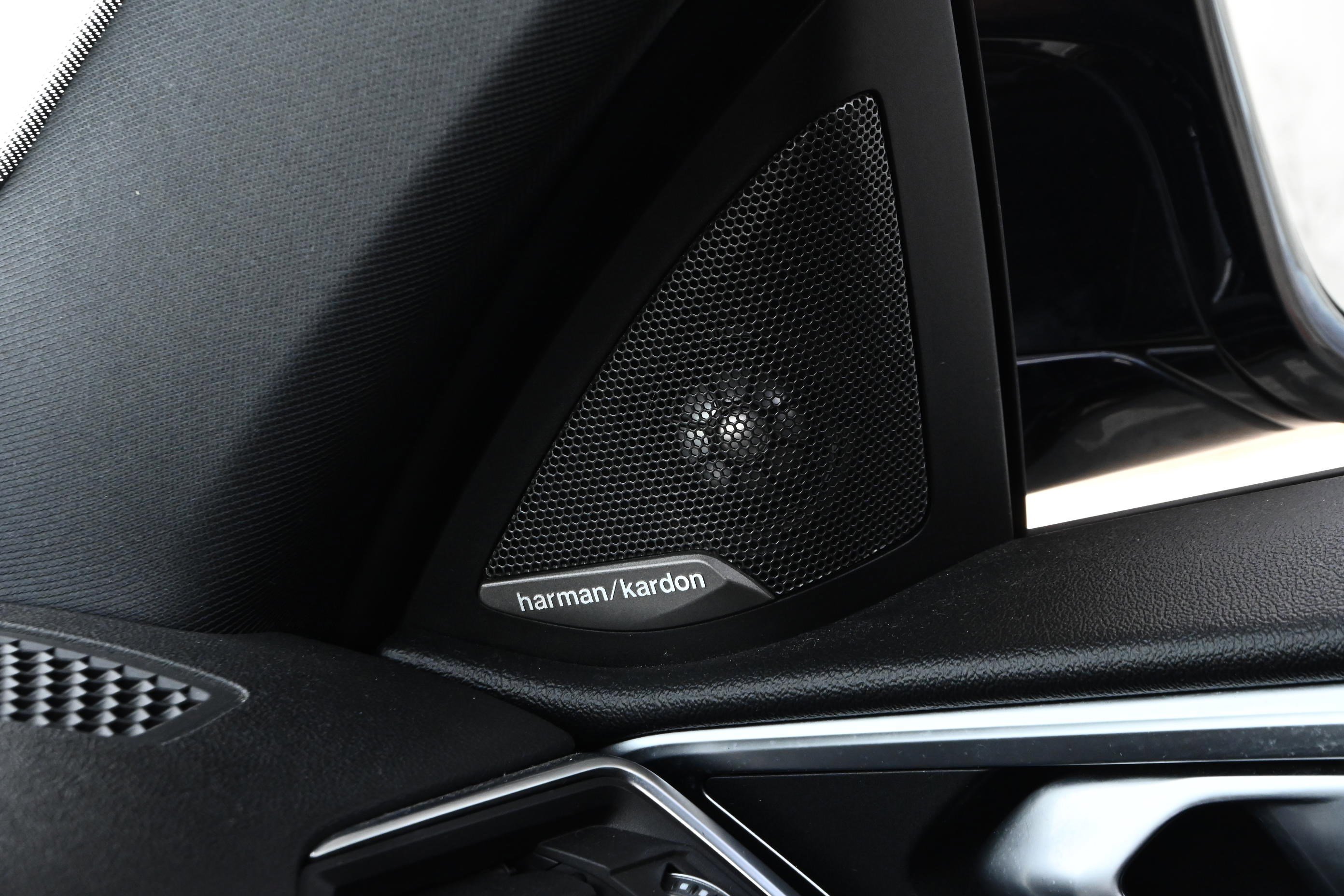 Used 2021 BMW M4 Coupe w/ Executive Package image 24