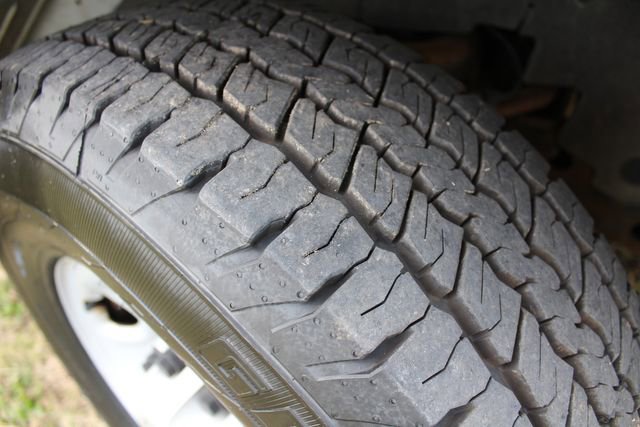 Used 2009 Chevrolet Express 2500 image 31