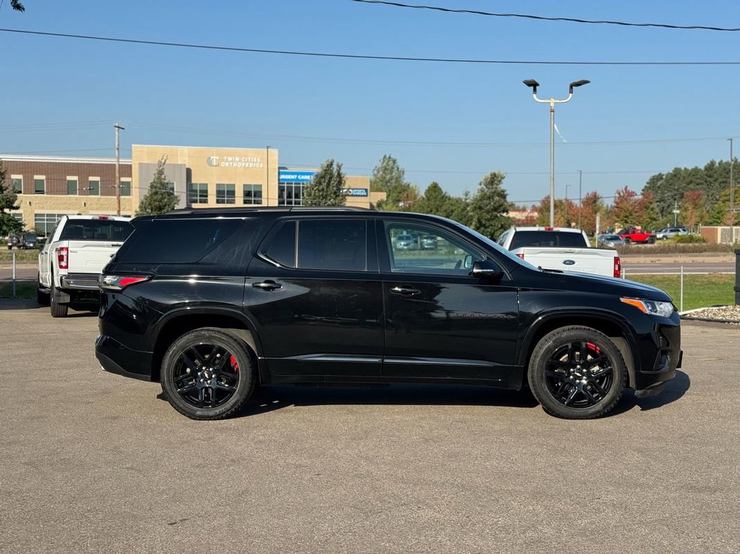 Used 2020 Chevrolet Traverse Premier w/ Redline Edition image 8