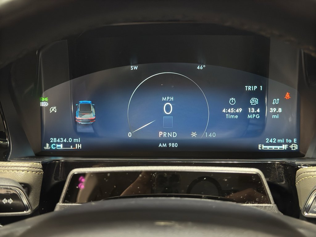 Used 2023 Lincoln Corsair Reserve w/ Equipment Group 202A image 27