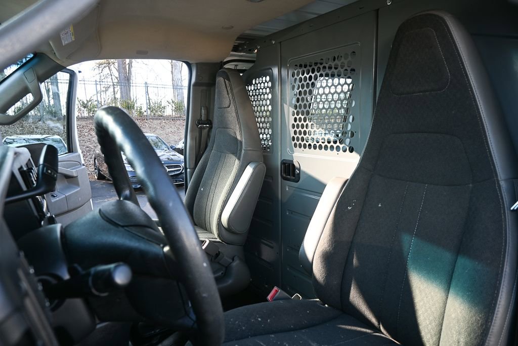 Used 2020 Chevrolet Express 2500 w/ Driver Convenience Package image 5
