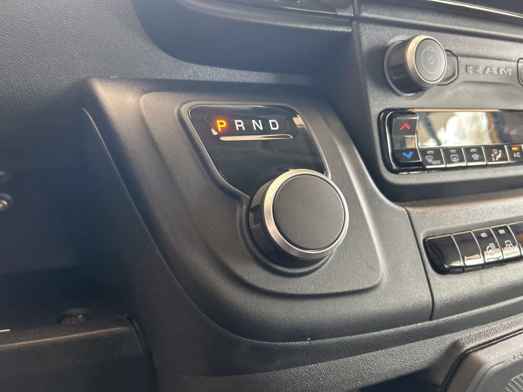 Used 2024 RAM ProMaster 3500 w/ Delivery Van Package FWD image 9