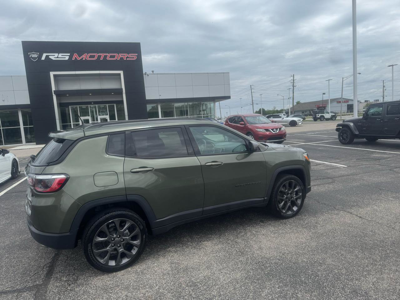 Used 2021 Jeep Compass Latitude AWD/4WD image 8