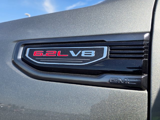 Used 2024 GMC Sierra 1500 AT4 w/ Technology Package AWD/4WD image 22