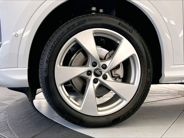 New 2025 Audi Q5 Premium Plus image 12