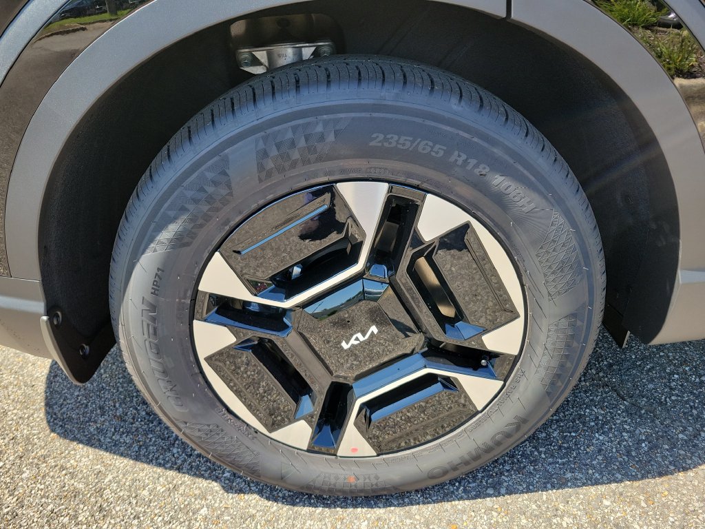 New 2027 Kia Telluride EX w/ Towing Package FWD image 10
